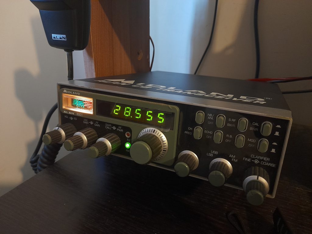 Midland Alan 8001 Plus CB Transceiver